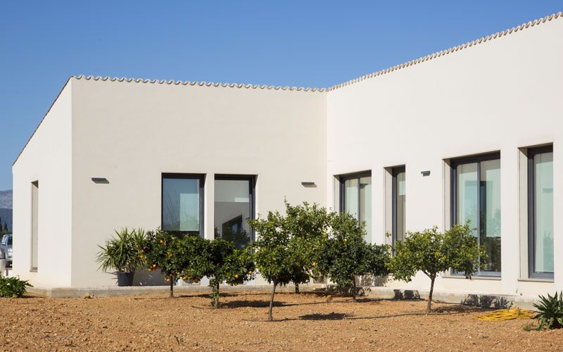 nuevas edificaciones en fincas y campos
